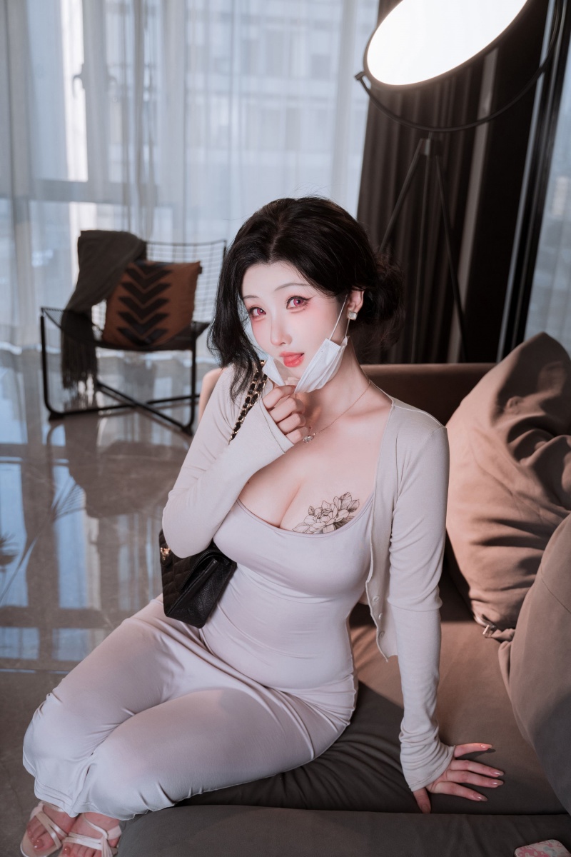 rioko凉凉子《 邻居家的大姐姐》都市轻熟风,美出新高度!插图2 rioko凉凉子《 邻居家的大姐姐》都市轻熟风,美出新高度!插图2